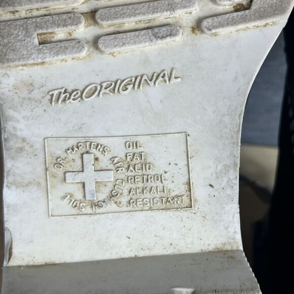 Dr. Martens High Top Air Wair Sneakers Size 7 Men Or 8 Women - Picture 14 of 16